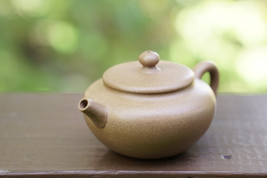 Tea Ware - Authentic Yixing Zisha Purple Clay Lian Peng Lotus Pod