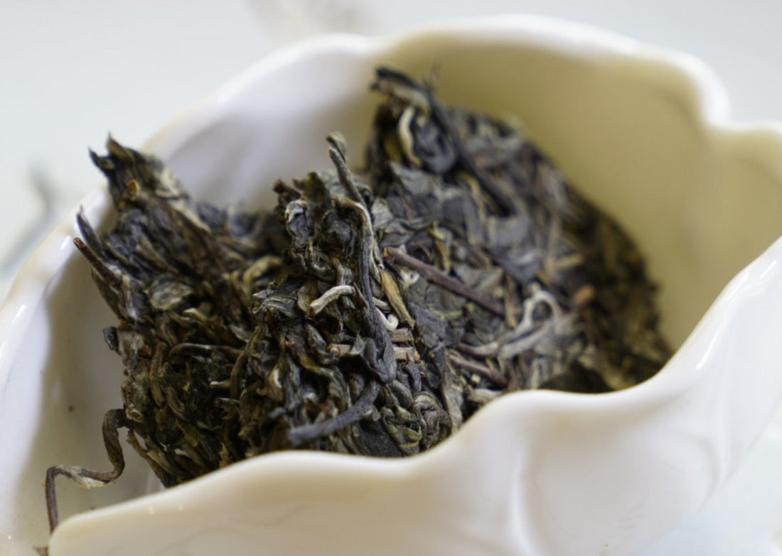 2023 Man Zhuan Mountain Peach Village Tall Ancient Tree Raw Pu-erh Tea Tao Zi Zhai Gao Gan