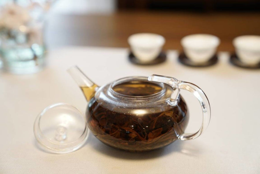 Black Tea - Nannuo Mountain Arbor Tree Pu-erh Black Tea Dragon Pearls