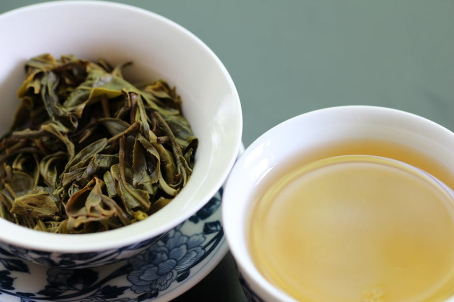 Pu-erh Tea - 2017 Yunnan Xiao Hu Sai Arbor Tree Raw Pu-erh Tea Cake -