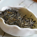 Prestigious Yiwu Tong Qing He Ancient Tree Gushu Raw Pu-erh Tea