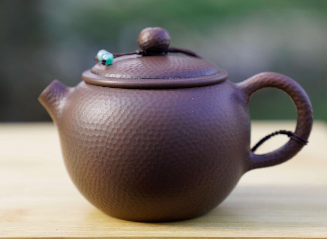 Artisan Jian Shui Purple Clay Hammered Finish with Thread Teapot
