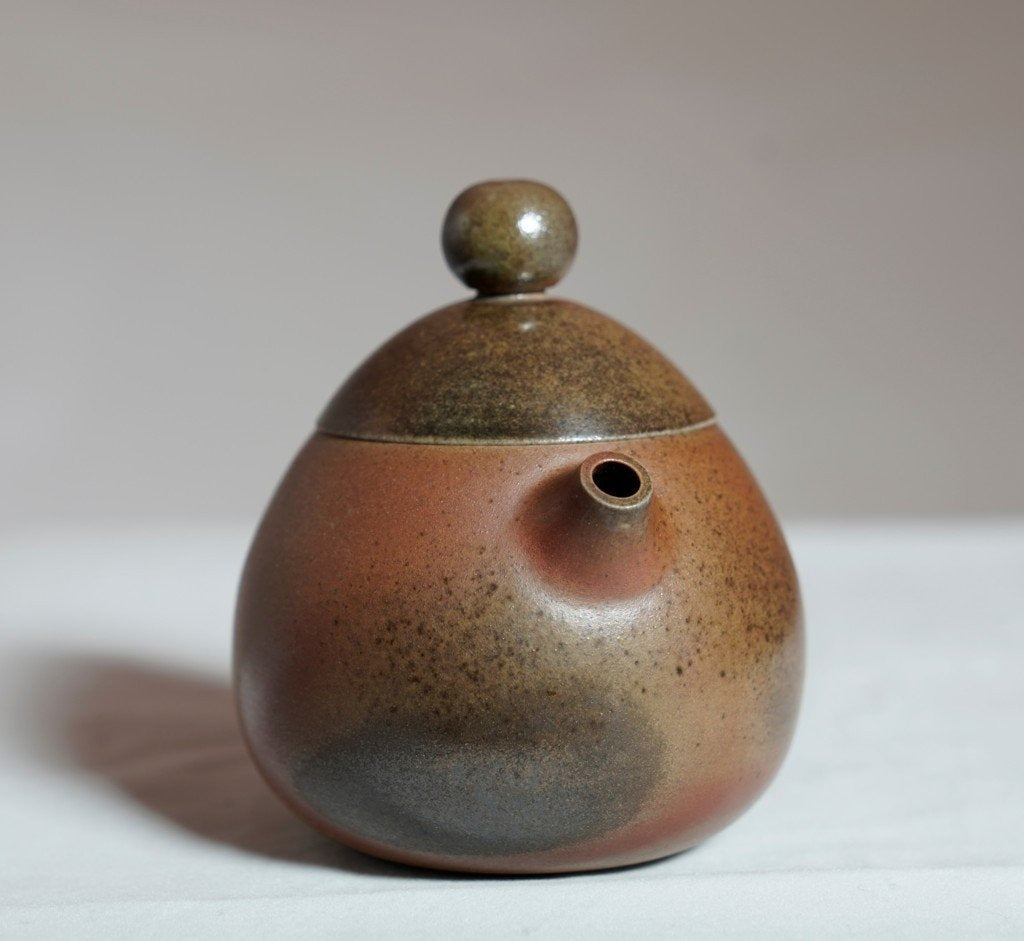 Artisan Jianshui Clay Wood-fired Teapot Dragon Egg Long Dan