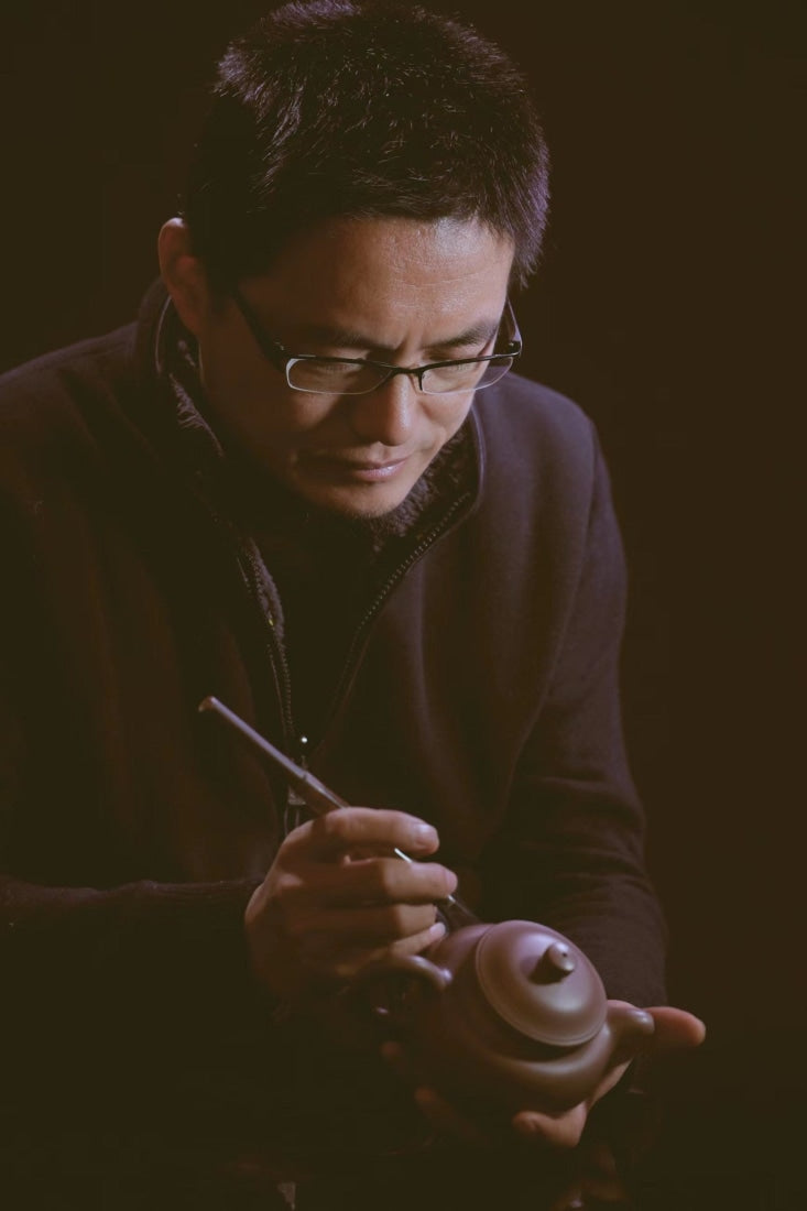 Artisan Yixing Zisha Purple Clay Big Wheel Bead Small Teapot