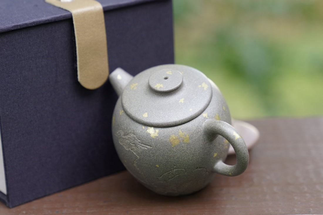 Artisan Yixing Zisha Purple Clay Big Wheel Bead Small Teapot