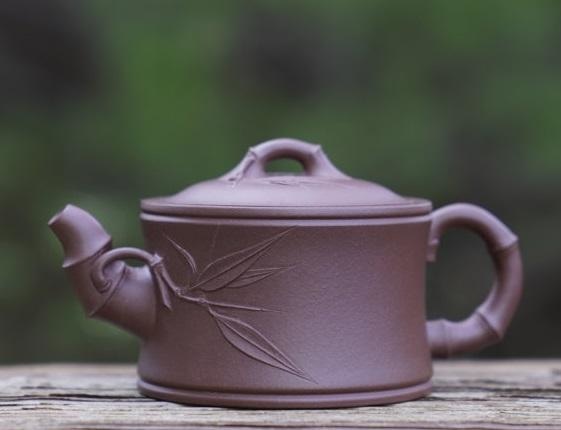 Artisan Yixing Zisha Purple Clay Teapot- Bamboo