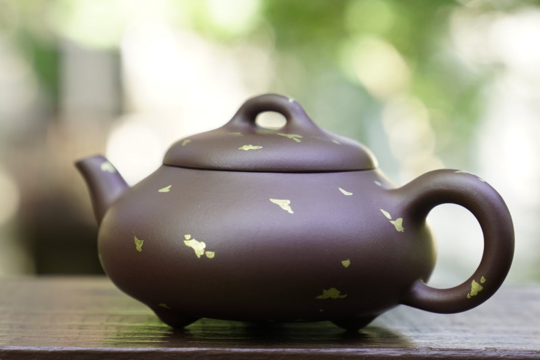 Artisan Yixing Zisha Purple Clay Teapot Gold Sprinkled Han Tang Shi Piao