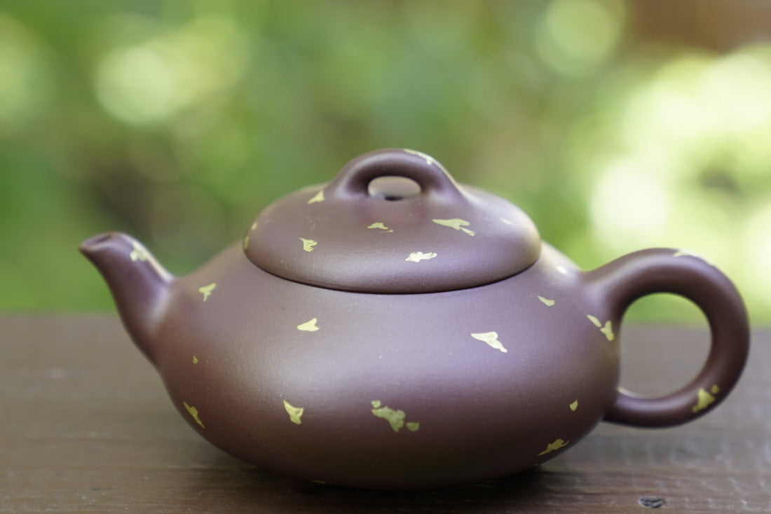 Artisan Yixing Zisha Purple Clay Teapot Gold Sprinkled Han Tang Shi Piao