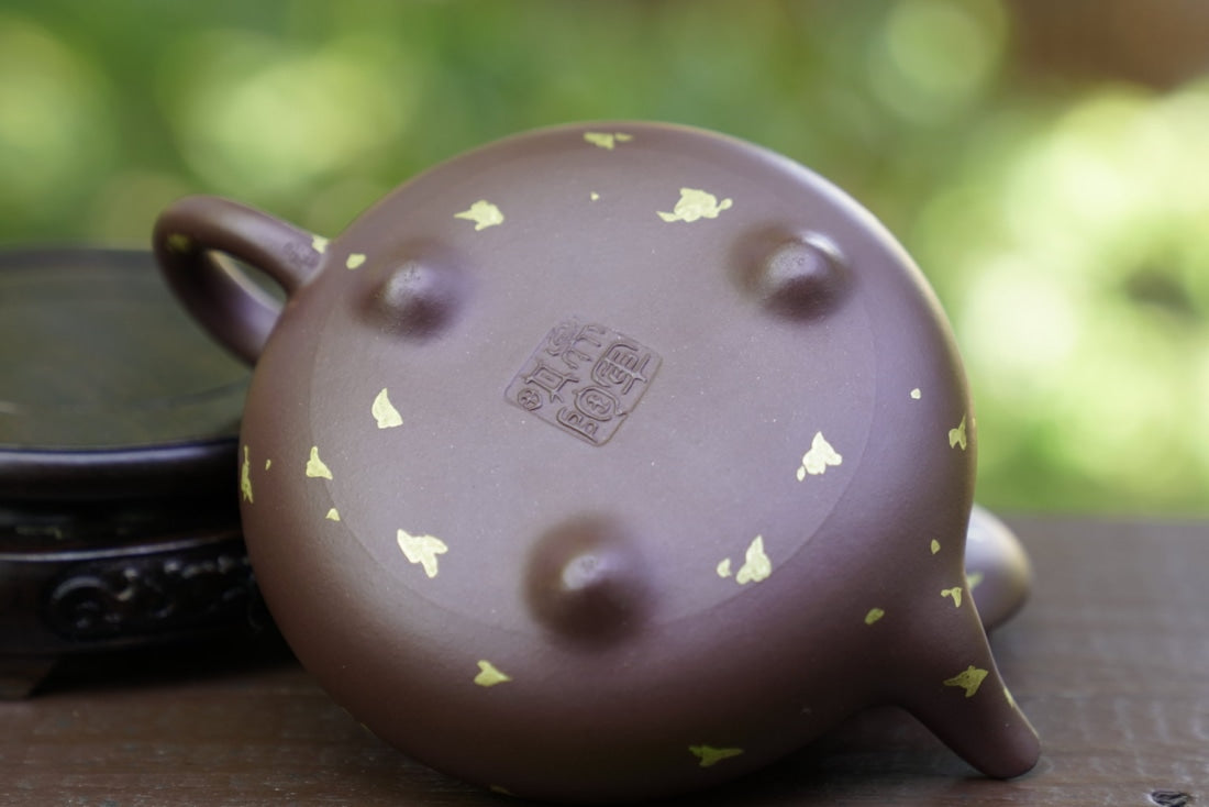 Artisan Yixing Zisha Purple Clay Teapot Gold Sprinkled Han Tang Shi Piao