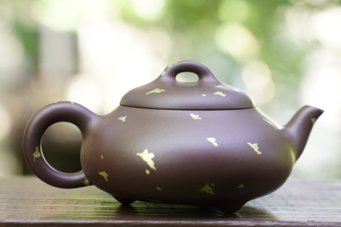 Artisan Yixing Zisha Purple Clay Teapot Gold Sprinkled Han Tang Shi Piao