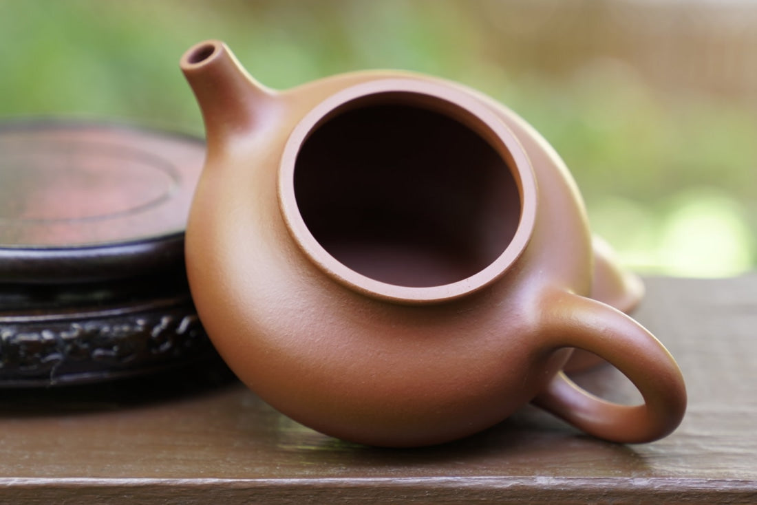 Artisan Yixing Zisha Purple Clay Teapot Zhu Ni Rong Tian