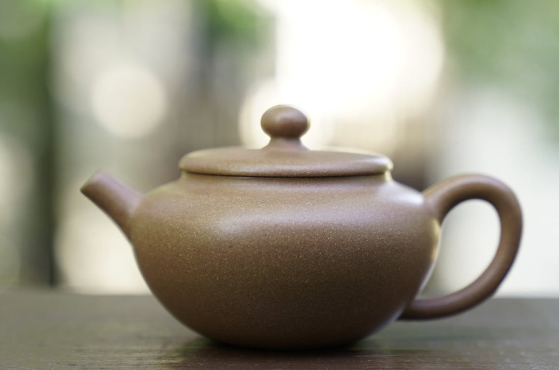 Authentic Yixing Zisha Purple Clay Lian Peng Lotus Pod Teapot