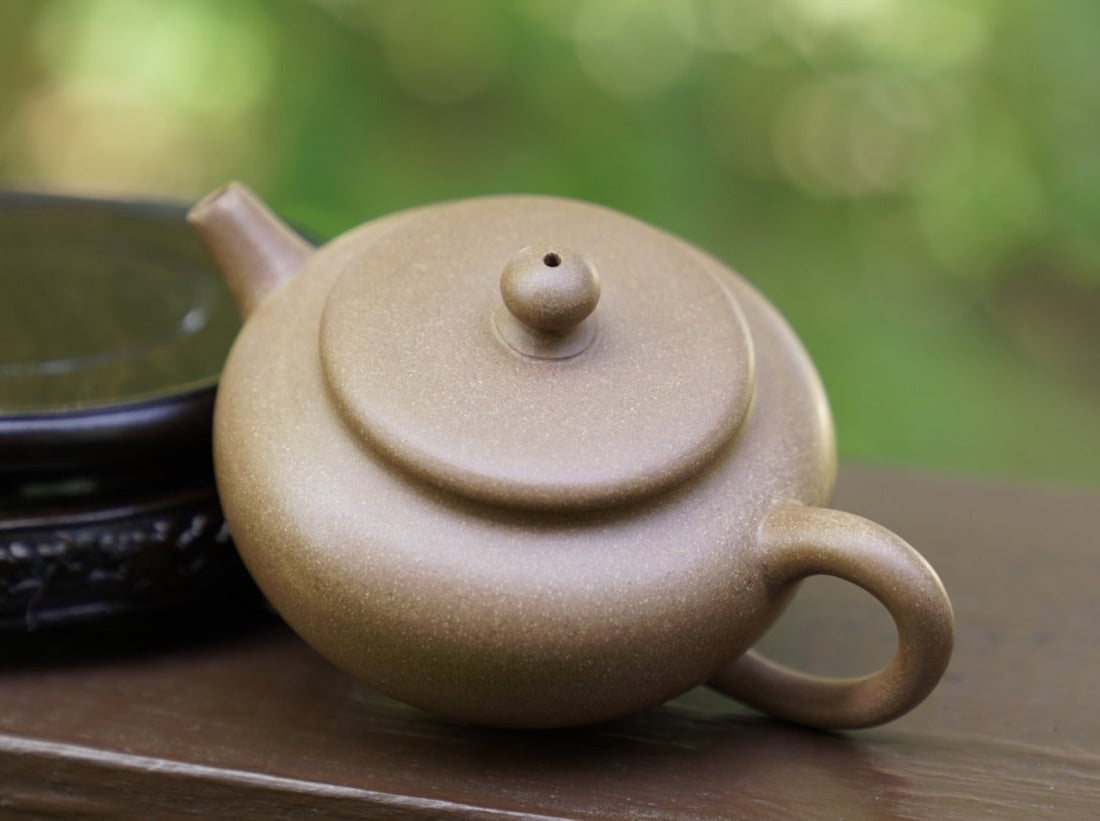 Authentic Yixing Zisha Purple Clay Lian Peng Lotus Pod Teapot