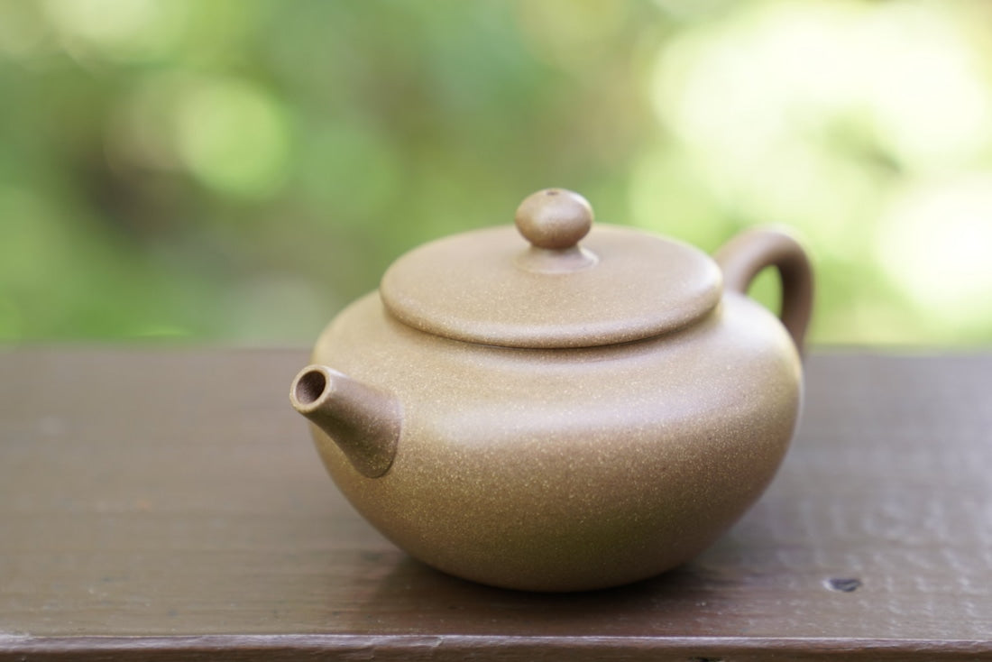 Authentic Yixing Zisha Purple Clay Lian Peng Lotus Pod Teapot