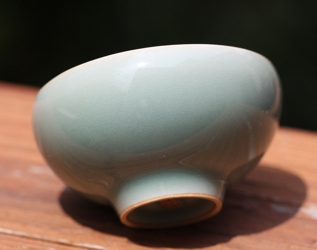 Celadon Tea Cup Geyao Kiln Longquan Qing Ci Heart Shape