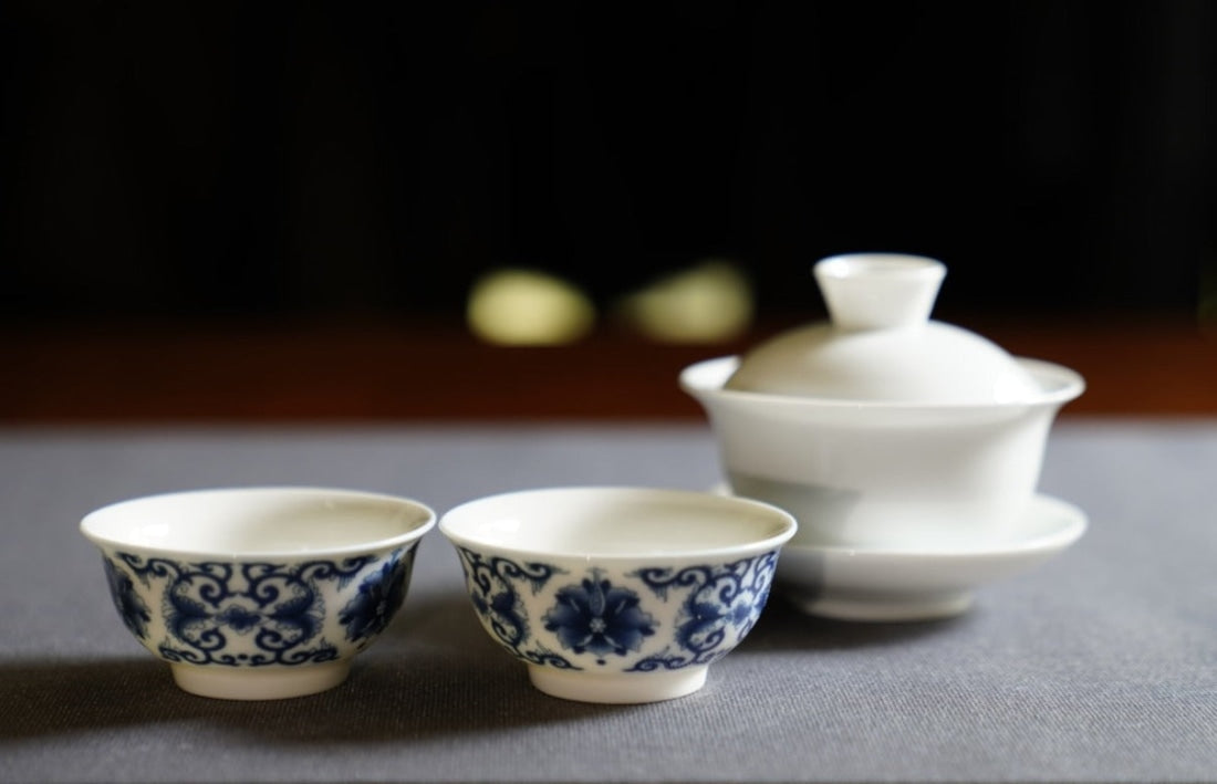 Essential White Porcelain Gaiwan and Gongfu Teacups Set