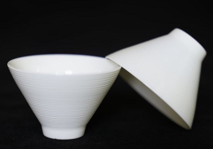 Essential White Porcelain Gaiwan and Gongfu Teacups Set