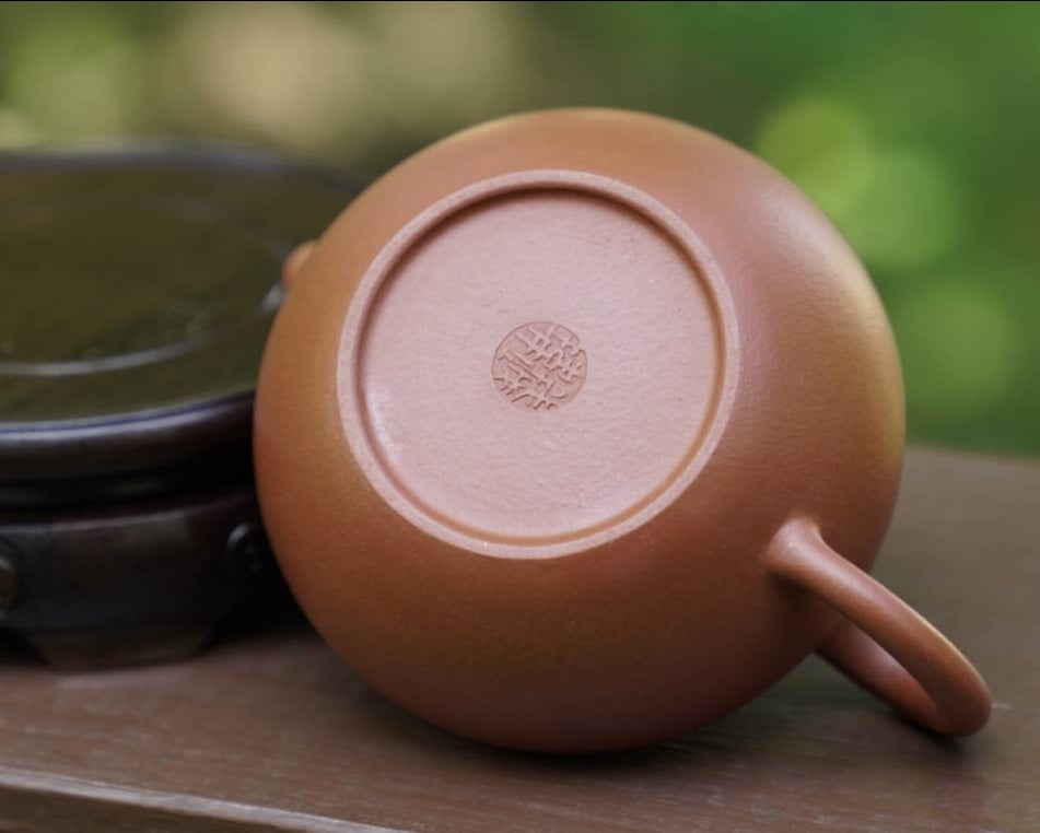 Genuine Yixing Zisha Purple Clay Zu Ni Lianzi Teapot