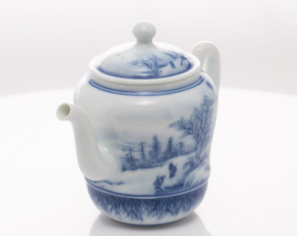 Jingdezhen Artisan Blue and White Porcelain Teapot Classic Snowing Landscape