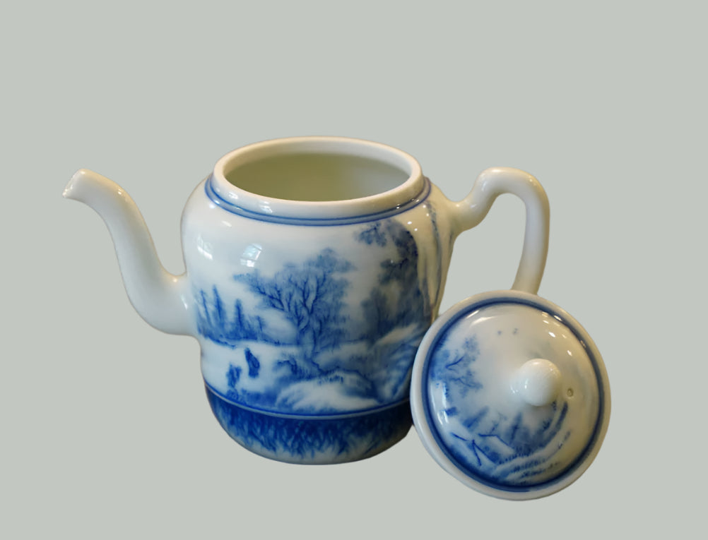 Jingdezhen Artisan Blue and White Porcelain Teapot Classic Snowing Landscape
