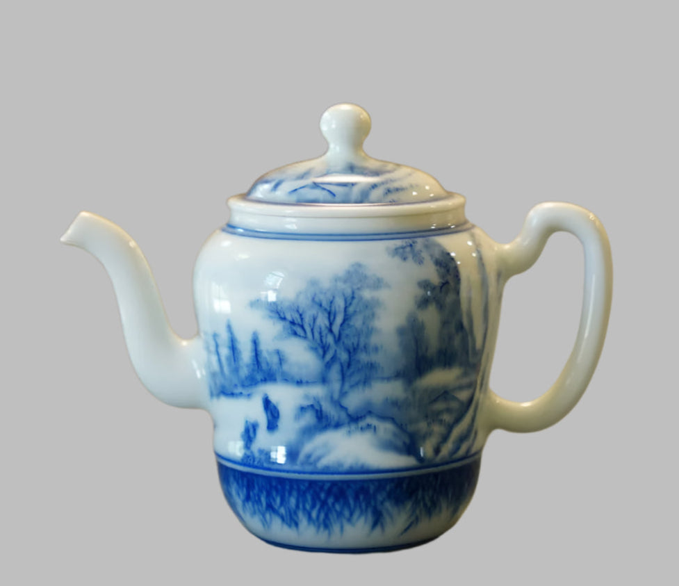 Jingdezhen Artisan Blue and White Porcelain Teapot Classic Snowing Landscape