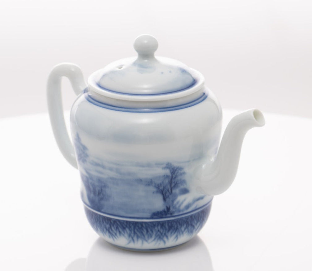 Jingdezhen Artisan Blue and White Porcelain Teapot Classic Snowing Landscape