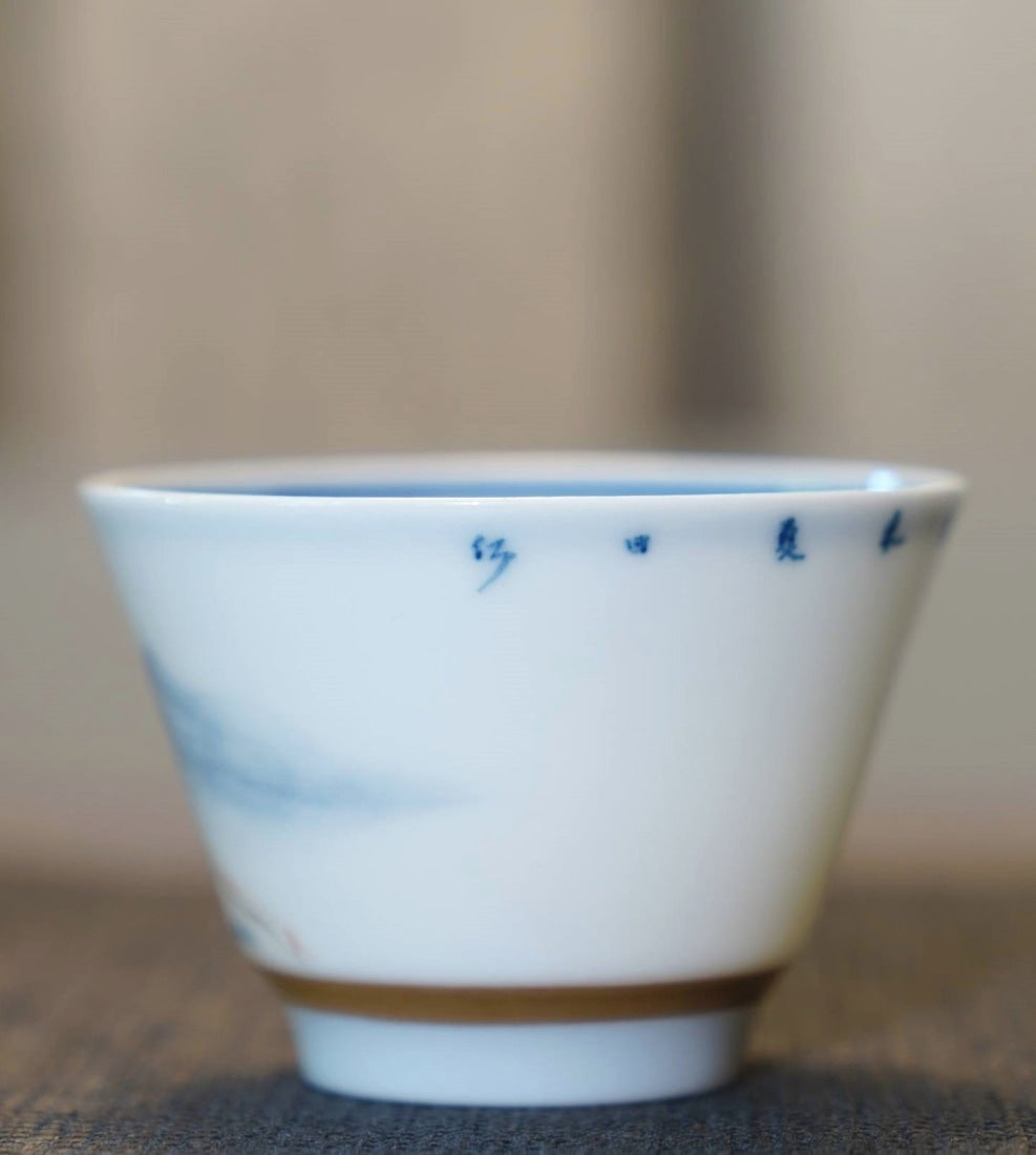 Jingdezhen Doucai Porcelain Gold Rim Teacup Autumn