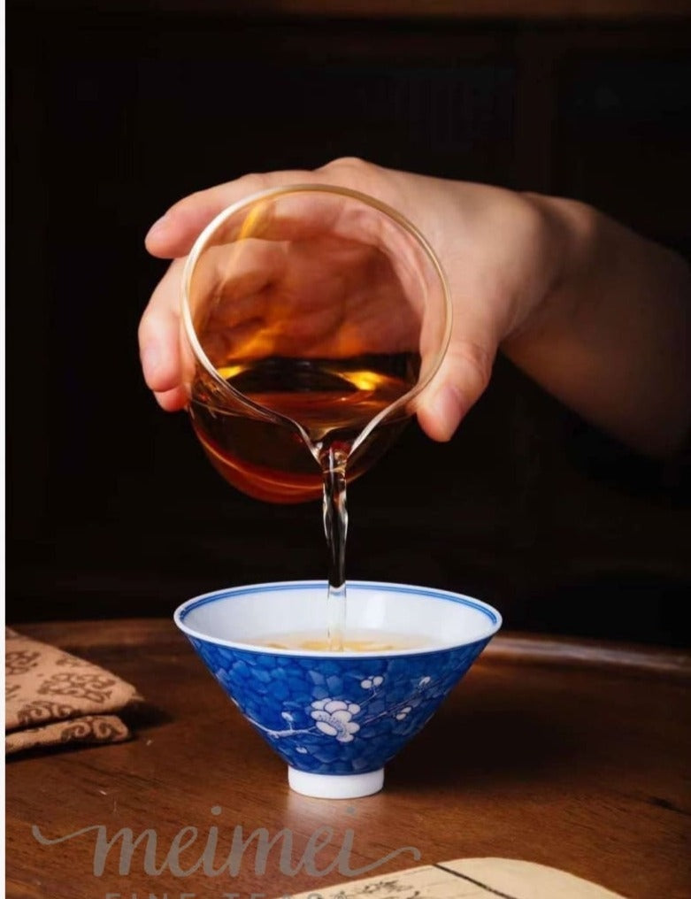 Jingdezhen Blue and White Porcelain Artisan Plum Blossom Teacup