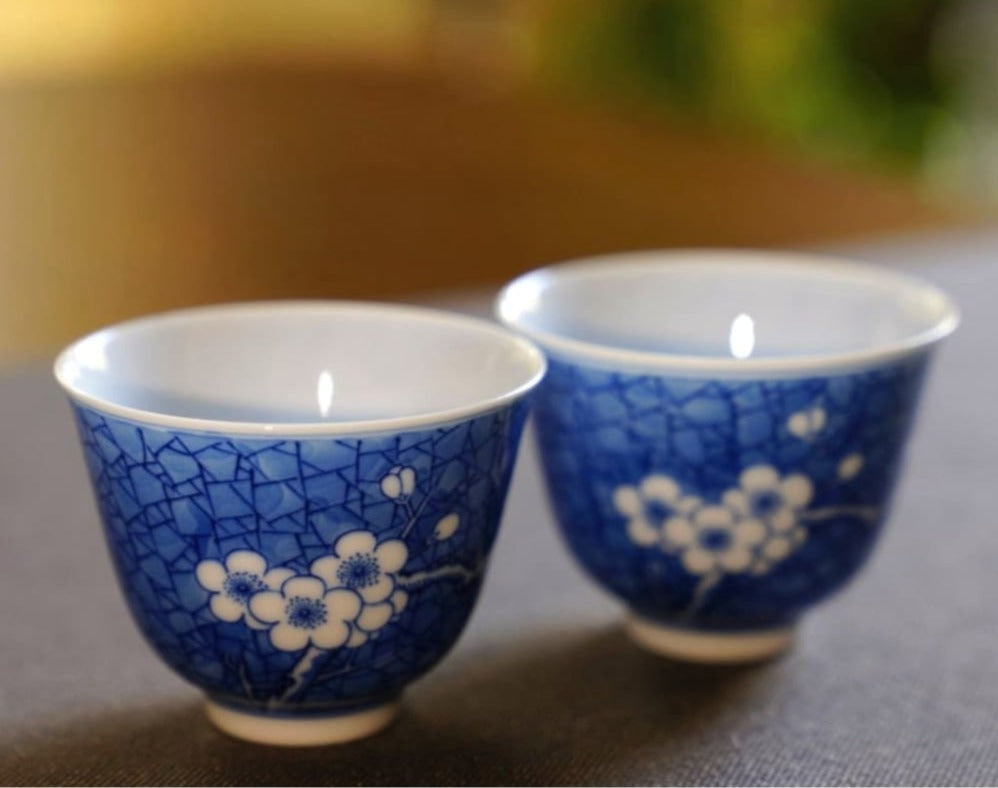 Jingdezhen Blue and White Porcelain Artisan Plum Blossom Teacup