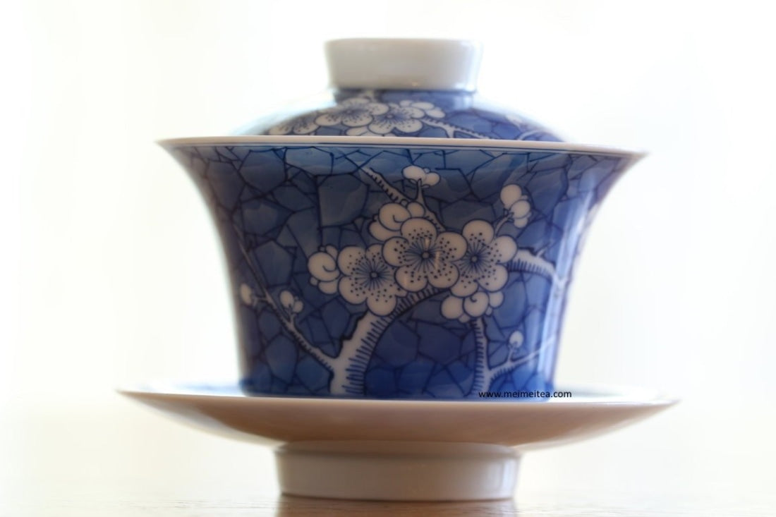 Jingdezhen Blue and White Porcelain Gaiwan Ice Crackle Glaze