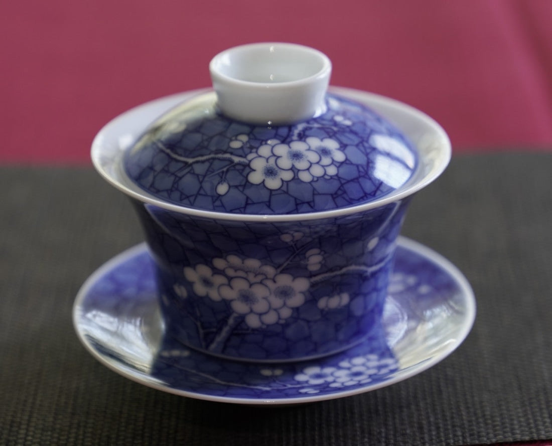Jingdezhen Blue and White Porcelain Gaiwan Set Cracking Ice Plum Blossom