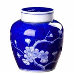 Jingdezhen Blue and White Porcelain Tea Jar Icing Plum Blossom