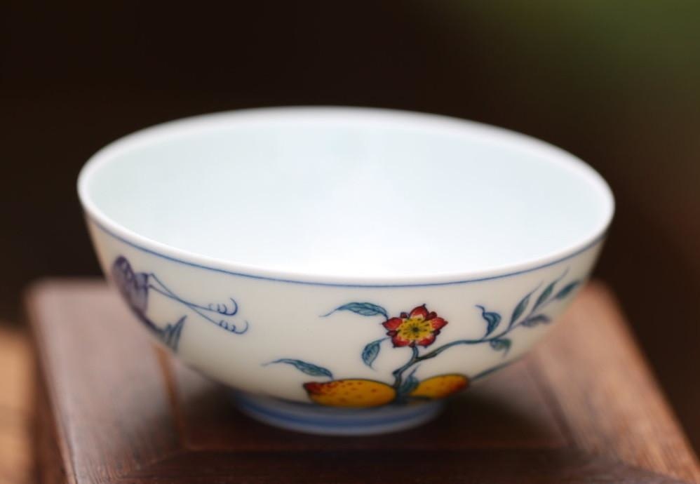 Jingdezhen Five Color Porcelain Tea Cup Red-crowned Crane and Peach