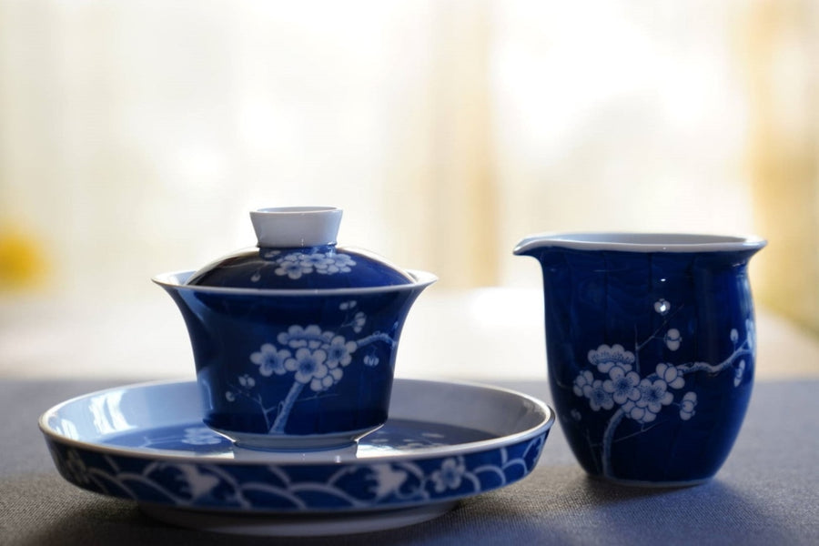 Jingdezhen Treasure Blue and White Porcelain Ice Plum Blossom Base Plate