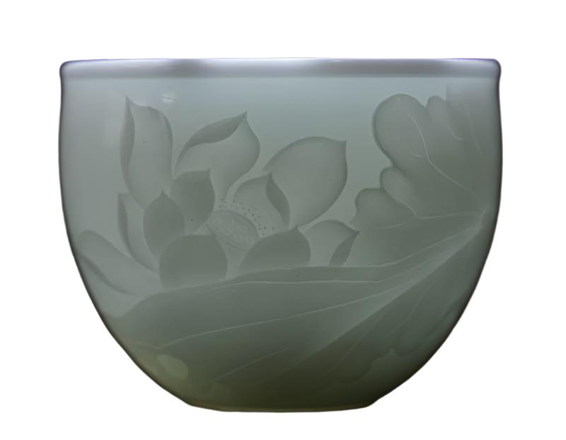 Jingdezhen Yingqing White Porcelain Tea Cup Exquisite Floral Relief