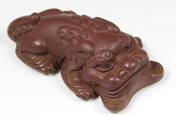 Artisan Zisha Purple Clay Tea Pet Fortune Kirin