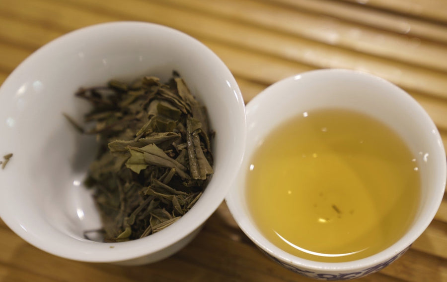 2017 King White Peony Bai Mu Dan White Tea Angel Cake