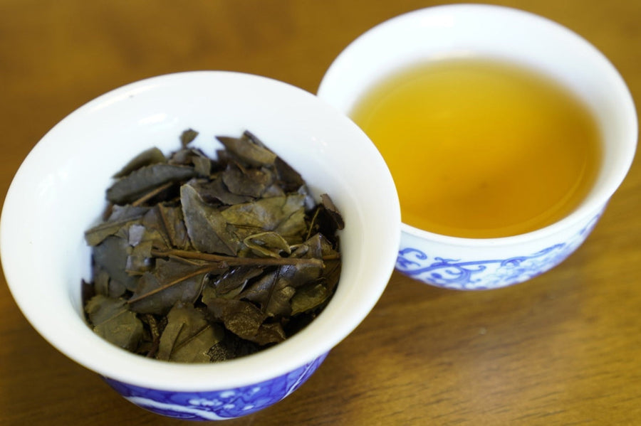2018 Fuding Premium Shou Mei White Tea Cake Longevity Eyebrow