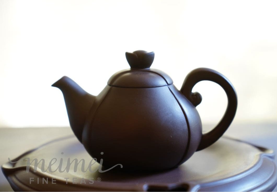 Yixing Clay Teapot Set Catharanthus Roseus Flower
