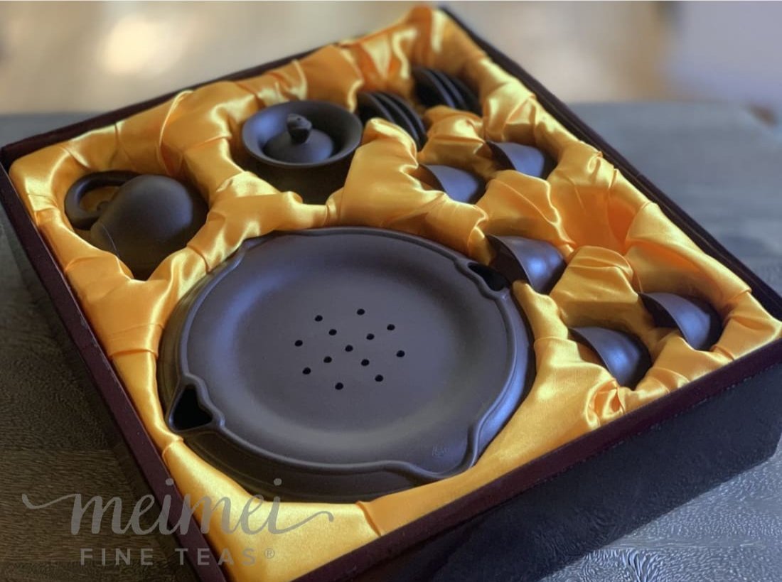 Yixing Clay Teapot Set Catharanthus Roseus Flower