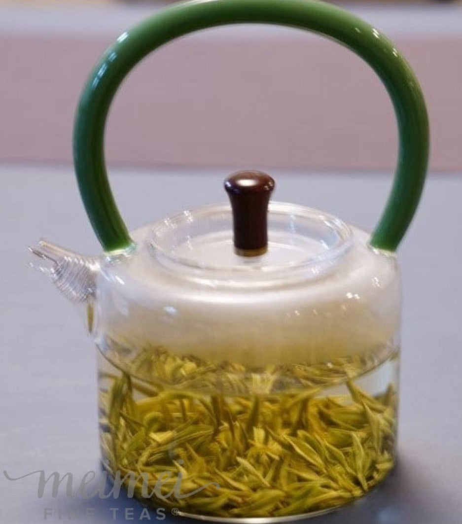 Borosilicate Glass Artisan Teapot with Strainer Hand-blown Tea Kettle Tea Warmer