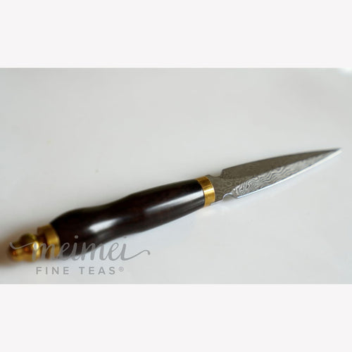 Tea Cake Prying Knife